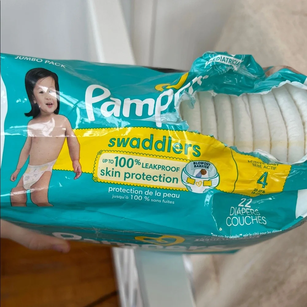 Swaddlers Diapers - Size 4, White